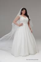 Plus size perfection Bridal image 3